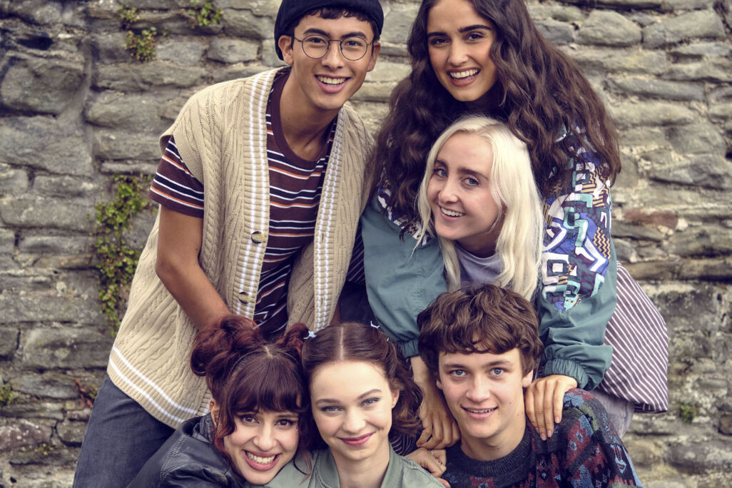 Zach Chen (RAIKO GAHARA);Cara Ward (ASHA BANKS);Author Holly Jackson;Lauren (YALI TOPOL MARGALITH);Pip Fitz-Amobi (EMMA MYERS);Connor Reynolds (JUDE MORGAN-COLLIE),*FIRST LOOK* (back row, then front),Moonage Pictures,Joss Barratt